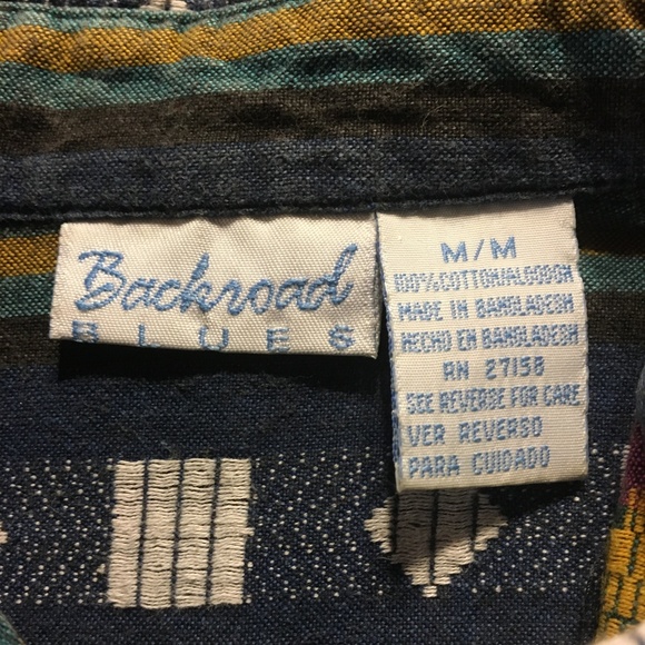 Really cool button down NWOT - Picture 6 of 6